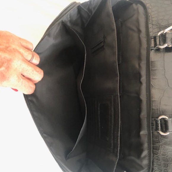 Bueno Collection Laptop/Messenger Bag Black Great Used Condition - Picture 10 of 10